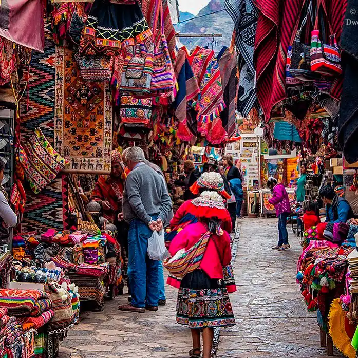 Mercado-de-Pisac1