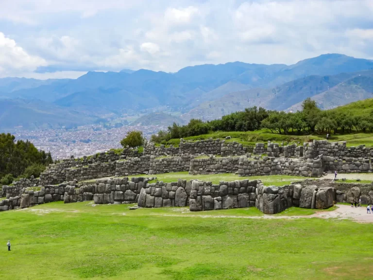 Sacsayhuaman-(1)